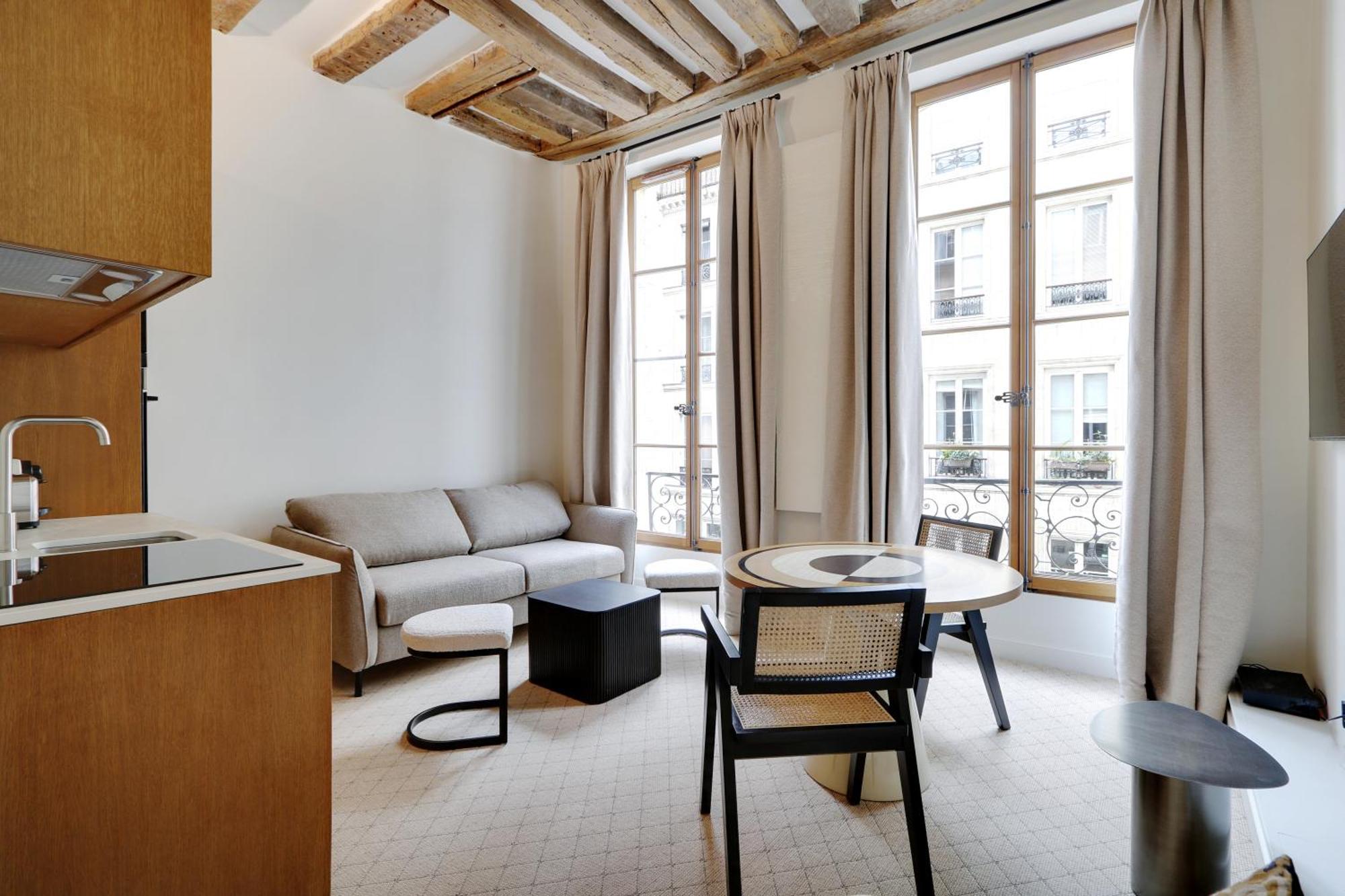 Pick A Flat'S Apartments In Louvre - Rue Saint Honore Париж Екстериор снимка