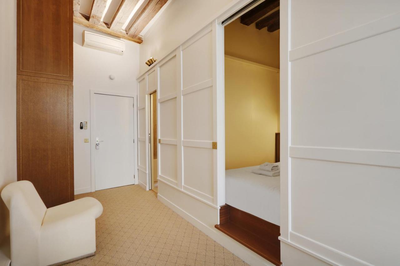 Pick A Flat'S Apartments In Louvre - Rue Saint Honore Париж Екстериор снимка