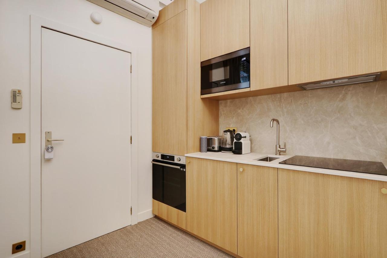 Pick A Flat'S Apartments In Louvre - Rue Saint Honore Париж Екстериор снимка